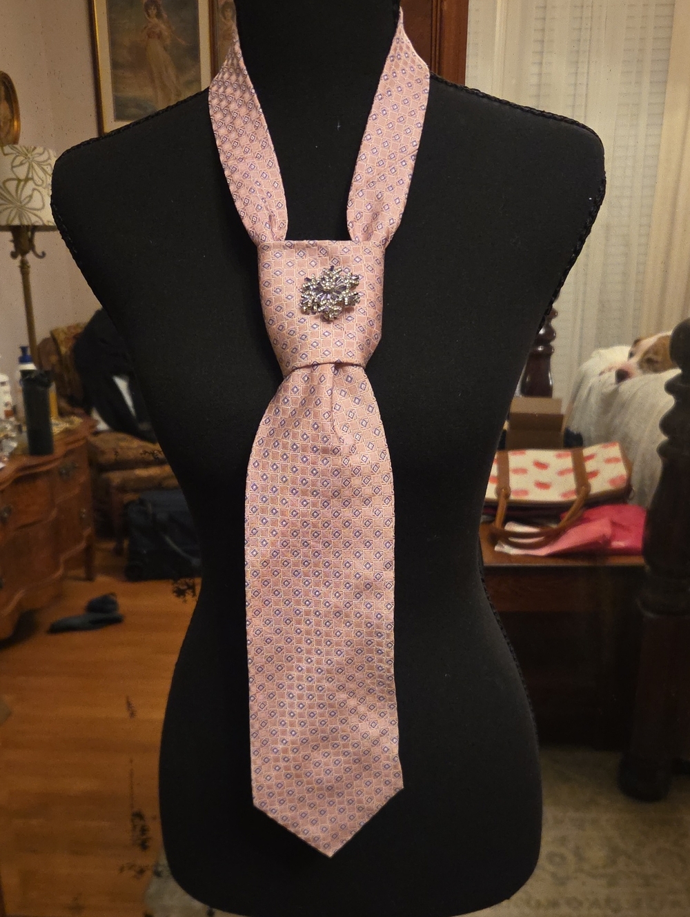 Pink Patterned Necktie with Spinner Brooch -